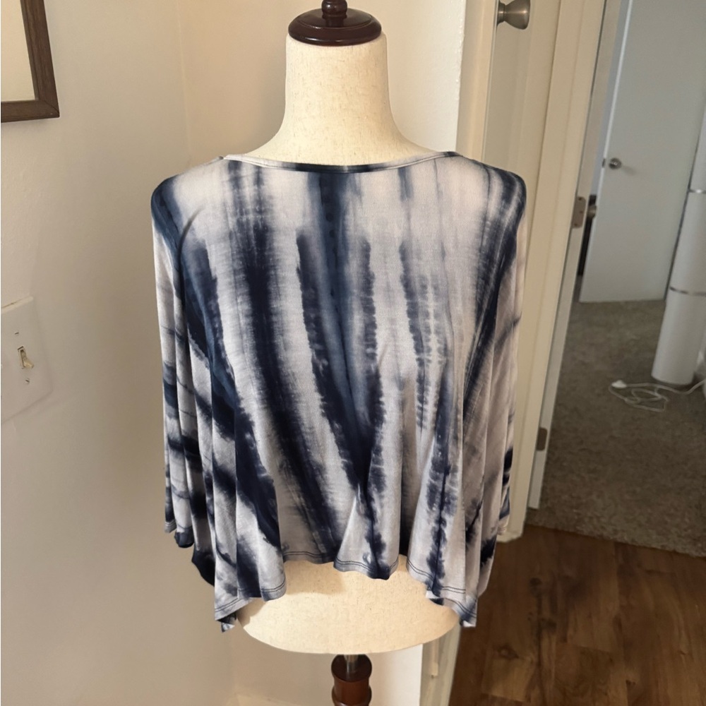 Ginger G Women’s Small S Flowing Tye Dye Cold Shoulder Navy Blue & White Shirt